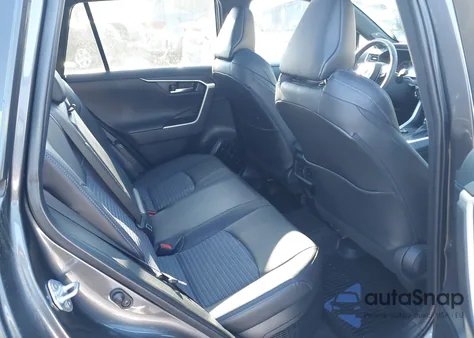 2023 Toyota Rav4 Hybrid Xse z USA, uszkodzony, nr VIN 4T3E6RFV2PU139614